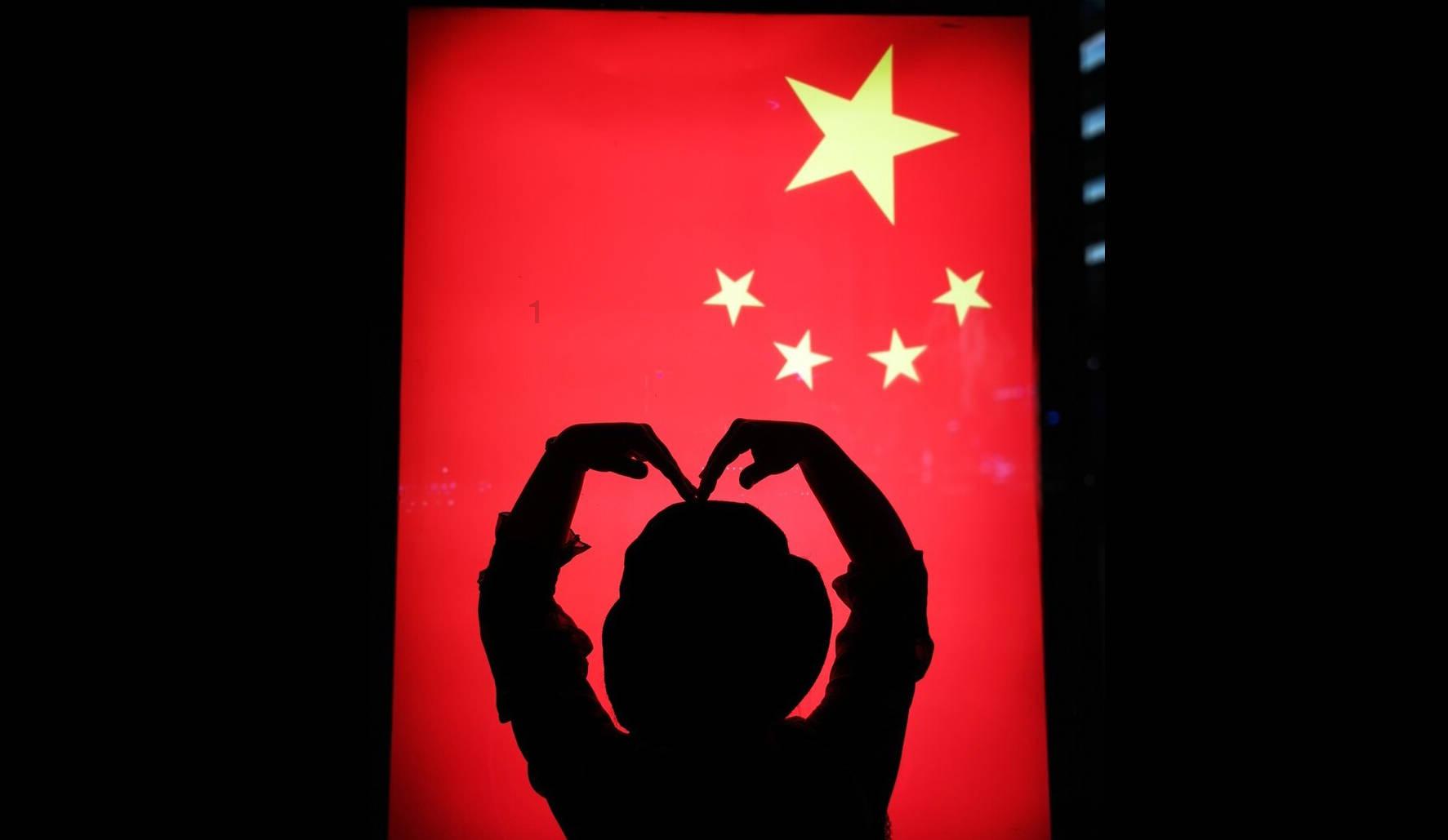 银耳凉拌需要煮一下吗游戏画面